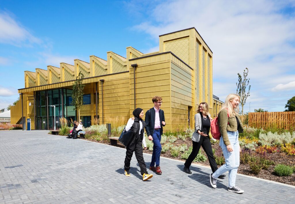 A shot of the outside of the Medical School building at the University of Worcester